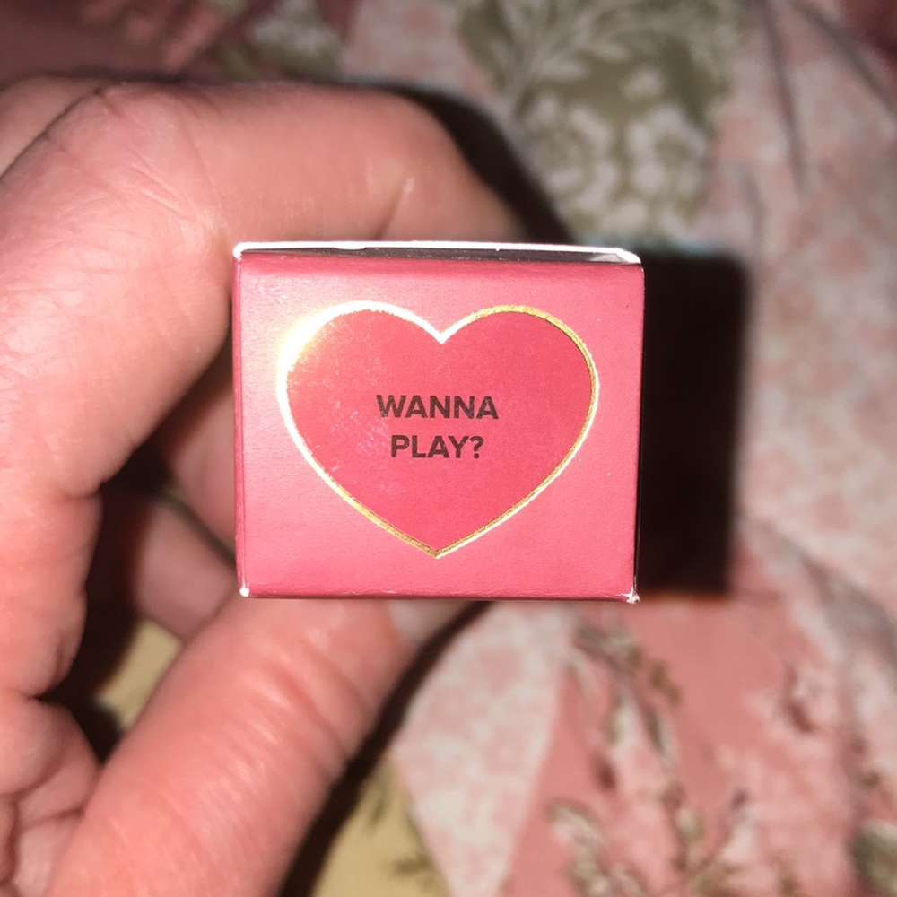 Too Faced Lip Injection lip gloss - Picture 3 of 6